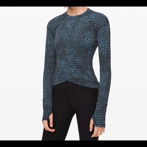 Lululemon Close to Crossing Long Sleeve Rulu